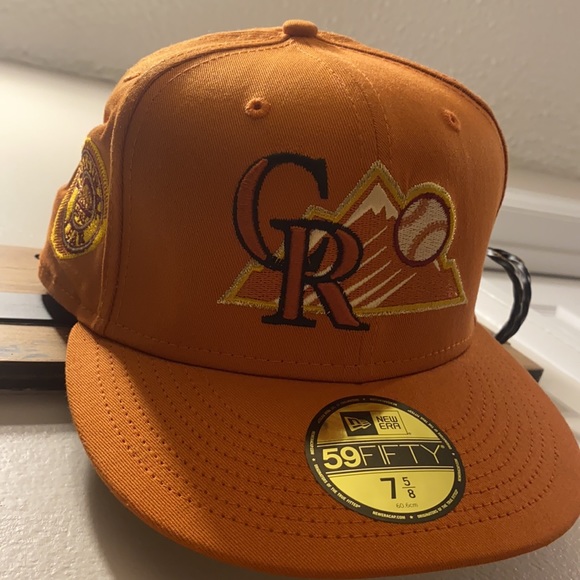 Fitted MLB hats - Picture 3 of 3